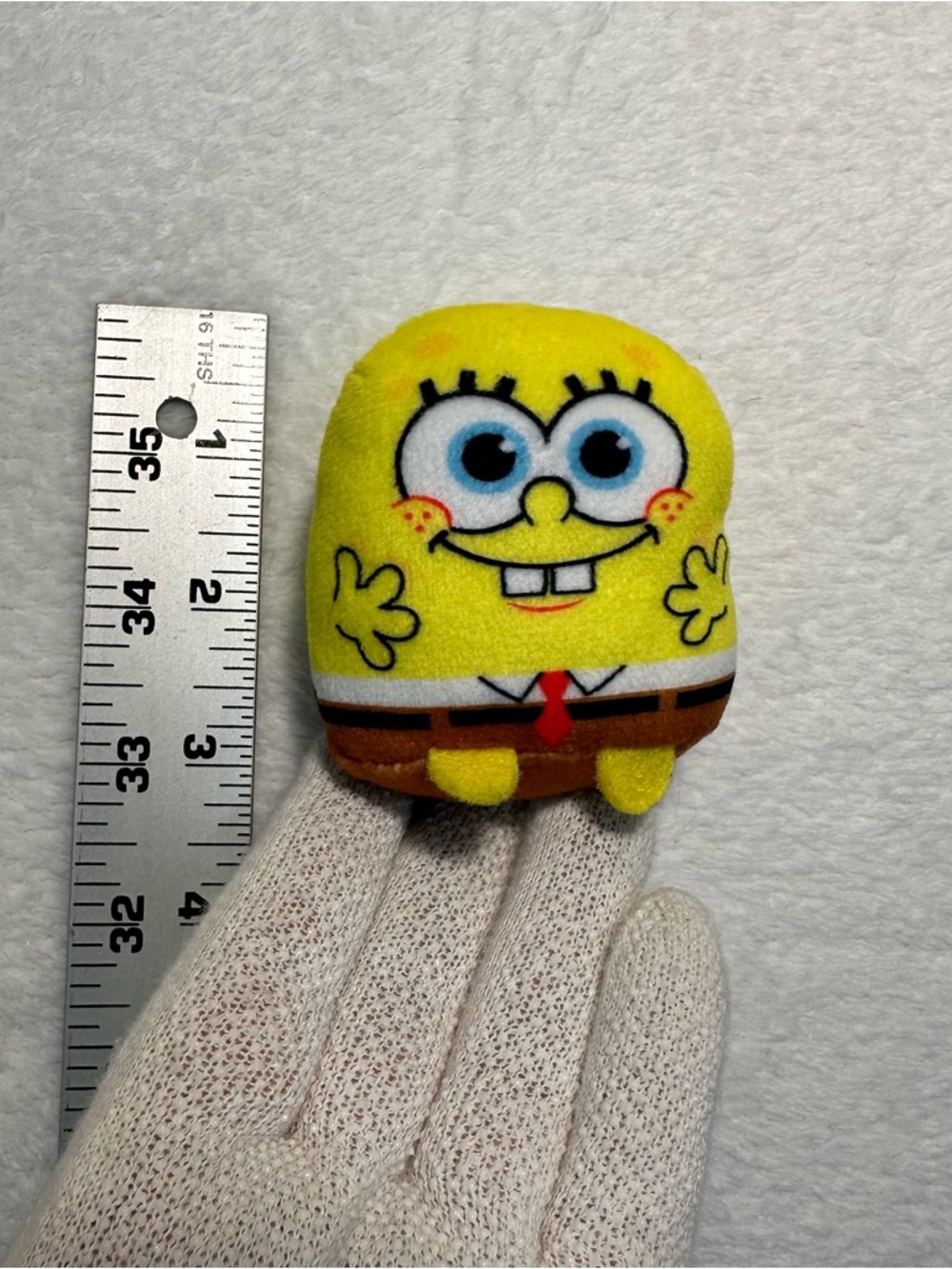 Mini SpongeBob Squarepants Plushie - Picture 3 of 4